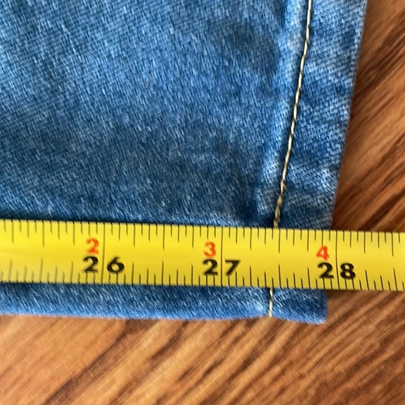Woman’s size 0/2? XS heart jeans. - Picture 6 of 7